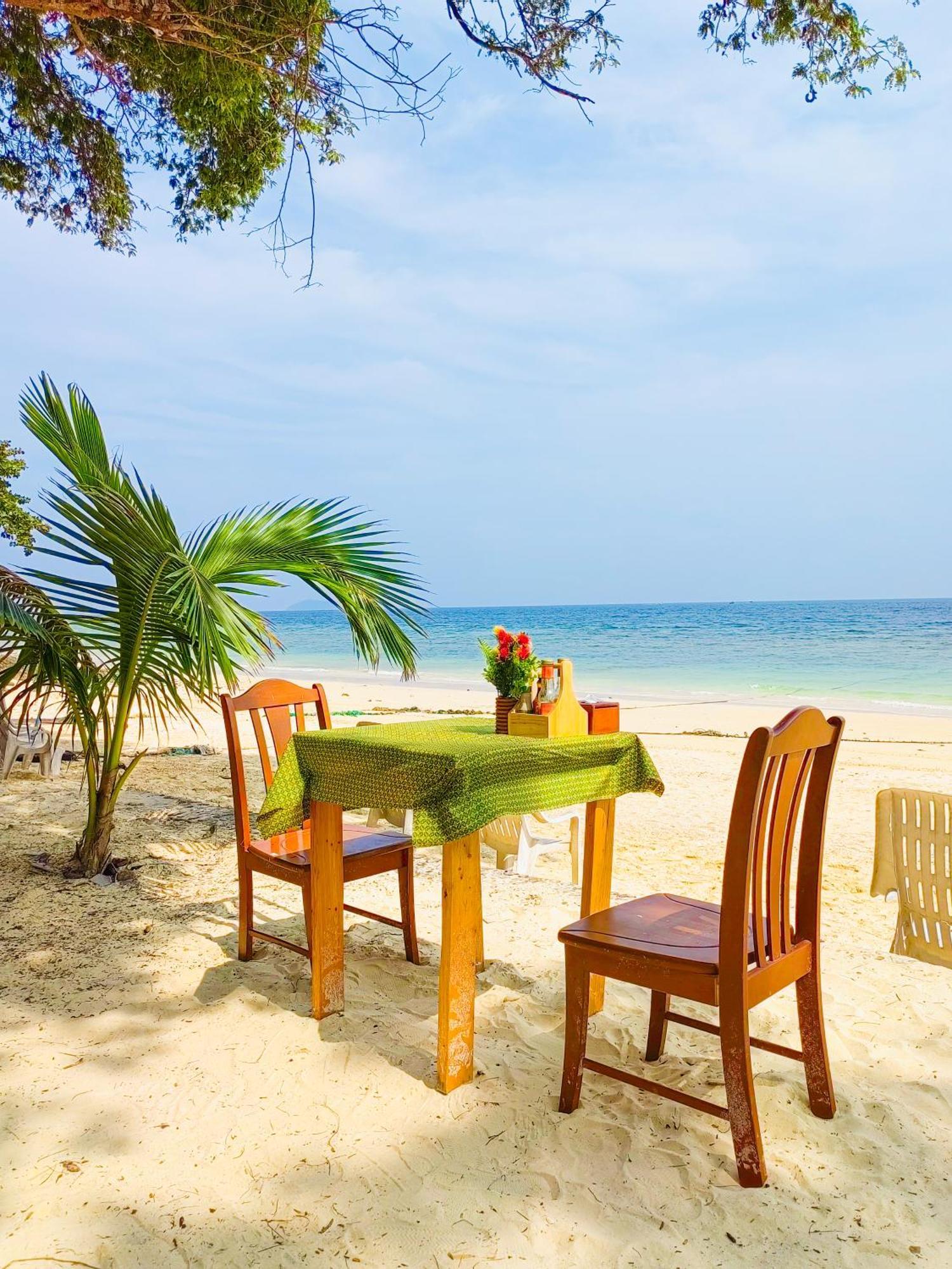 Phi Phi Private Beach Resort Exteriör bild