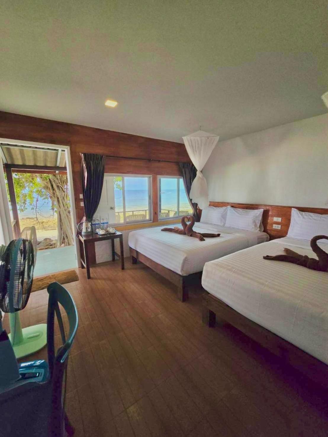 Phi Phi Private Beach Resort Exteriör bild
