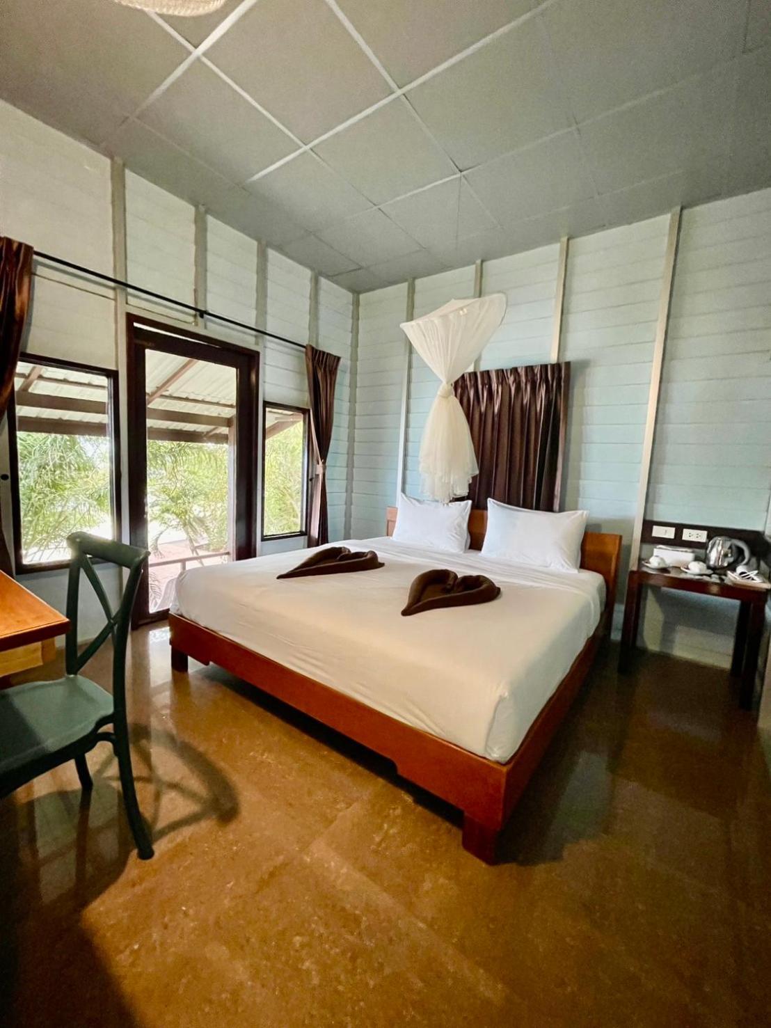 Phi Phi Private Beach Resort Exteriör bild