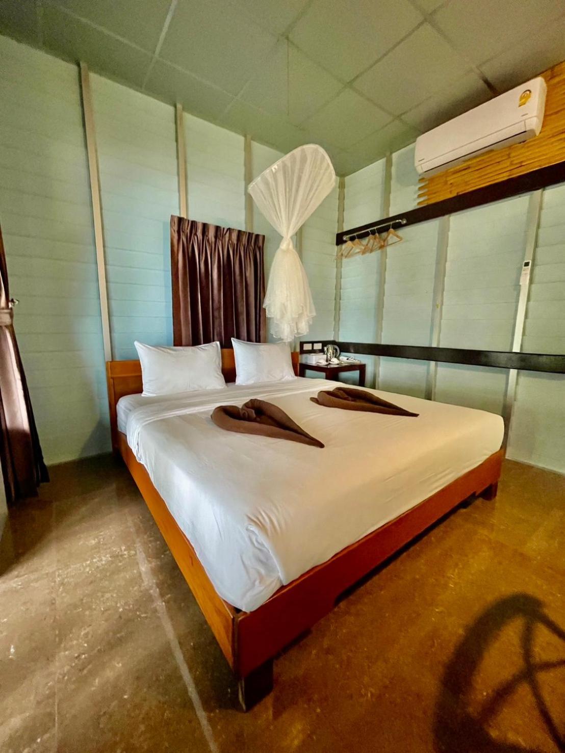 Phi Phi Private Beach Resort Exteriör bild